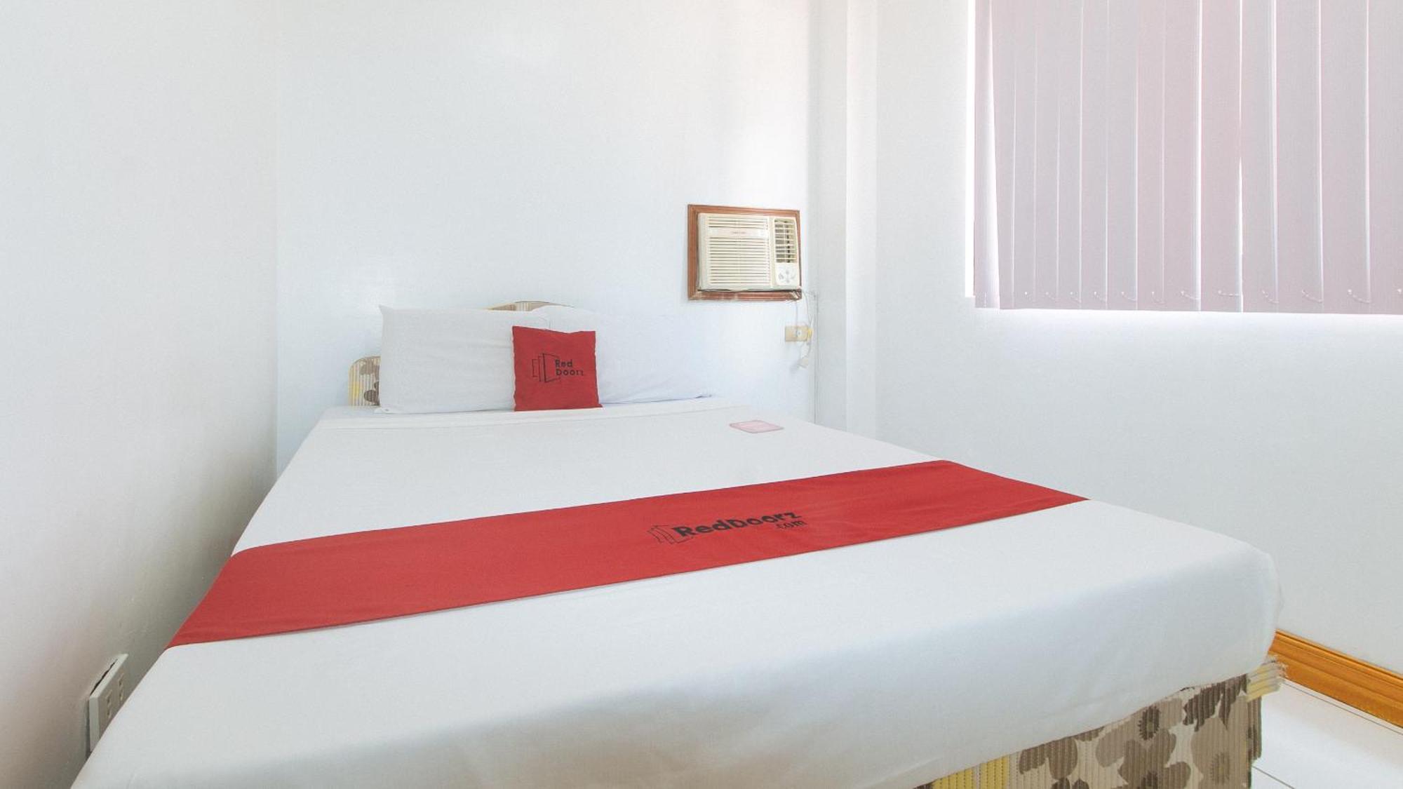 Reddoorz At Coco Grove Tourist Inn 팡라오 외부 사진